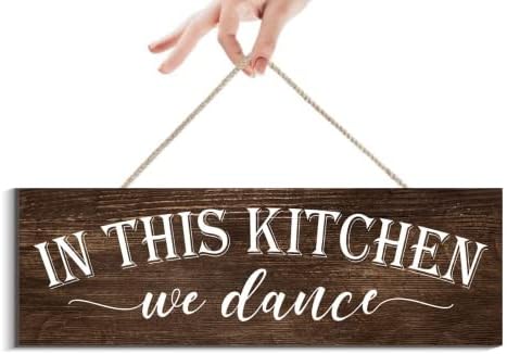 במטבח זה אנו רוקדים שלט עץ כפרי, לוח אמנות קיר מצחיק שלט שלט, בית חווה עץ תלייה קיר לעיצוב בית מסעדה